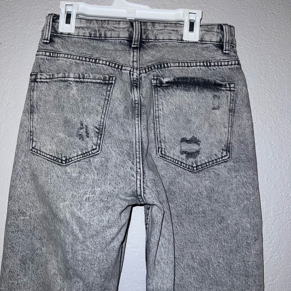 H&M Denim Co Distressed High Rise Skinny Jeans - Picture 5 of 8